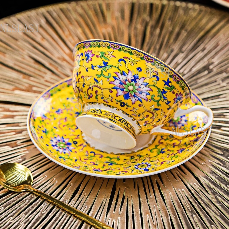 Coffee Tea In Chinese - 220ml Chinesisches Blumenmuster Bone China Teetassen-Set